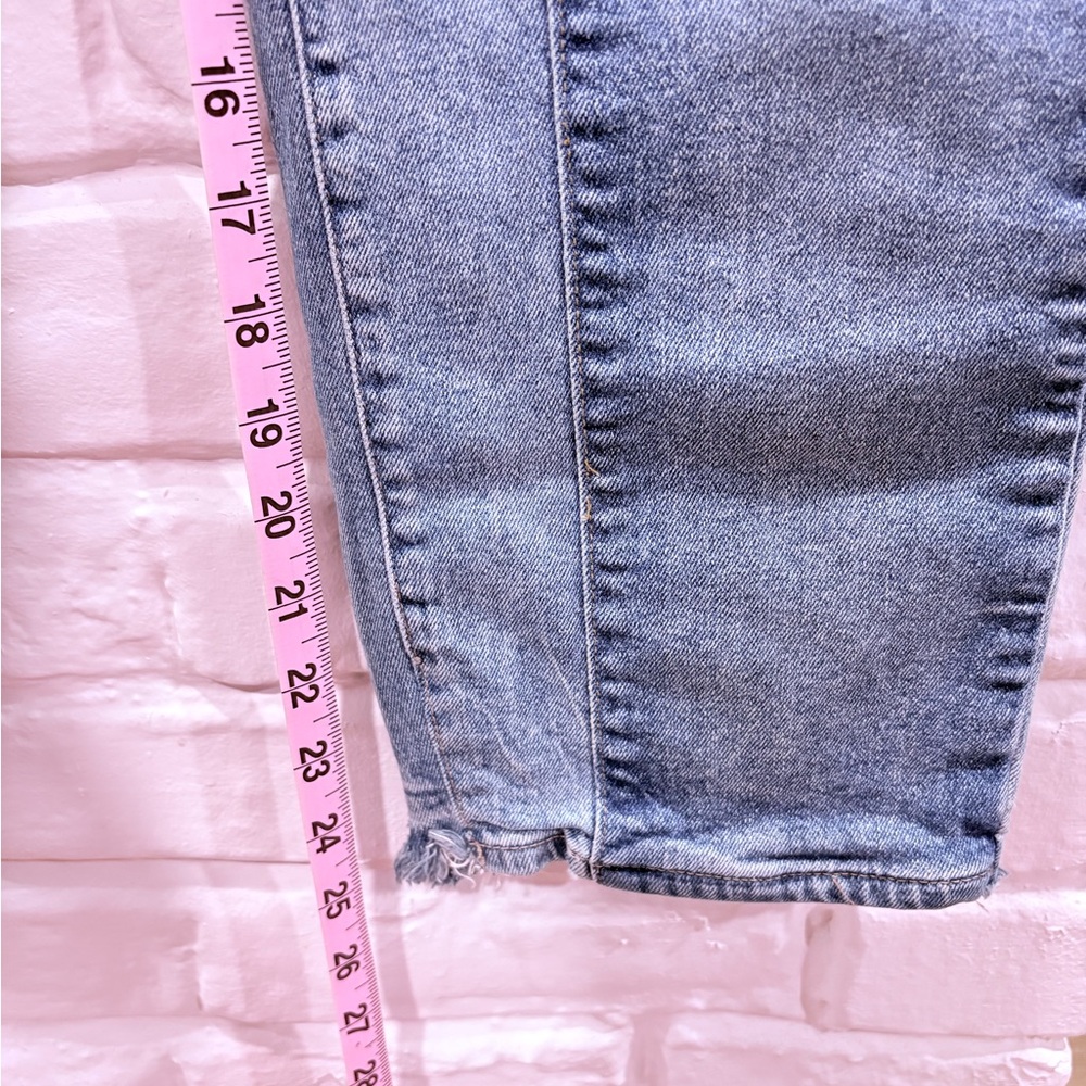 Woman’s DL1961 Patti high-rise straight-leg ankle jean - Picture 4 of 16